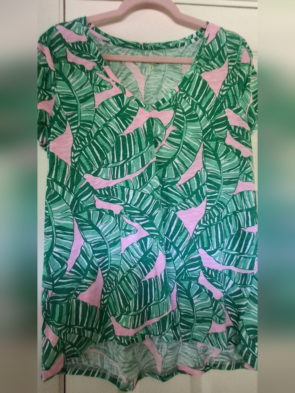 Lilly Pulitzer Etta V -Neck In Conch Shell Pink